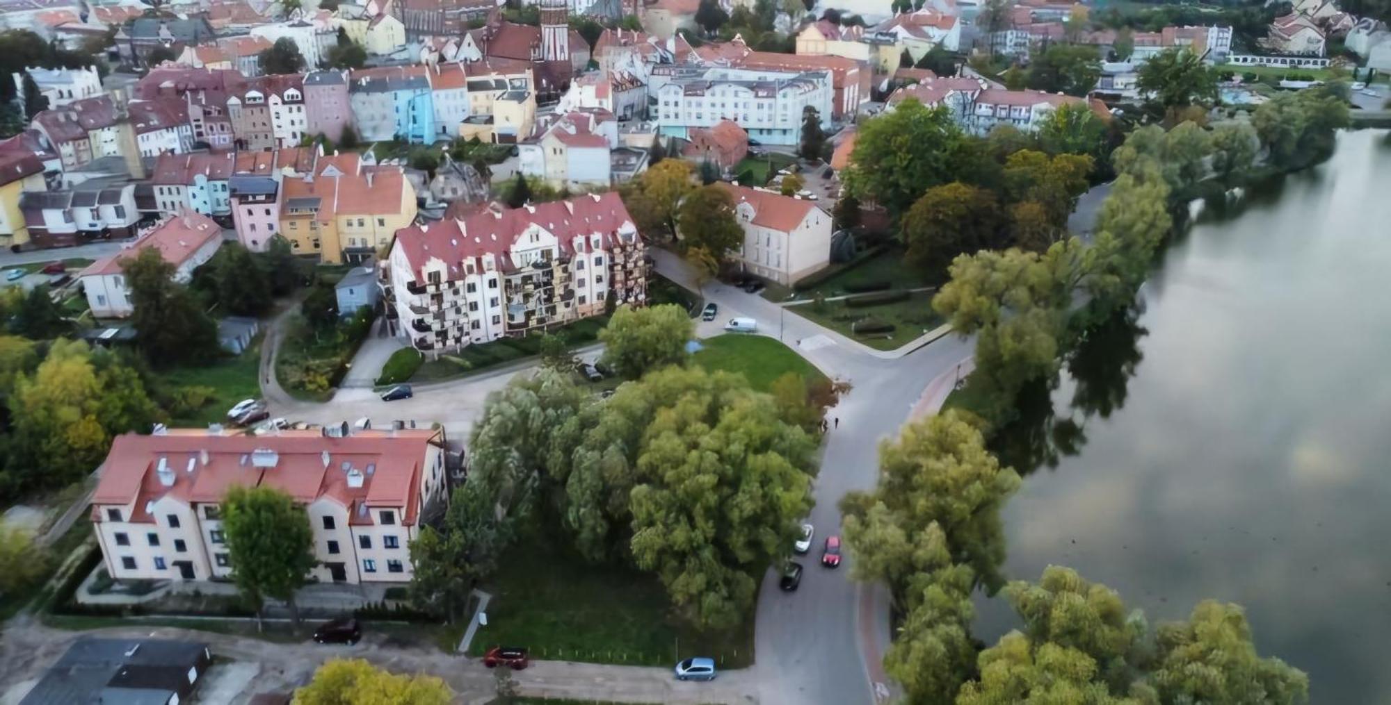 W Centrum Z Widokiem Na Jeziorko Apartment